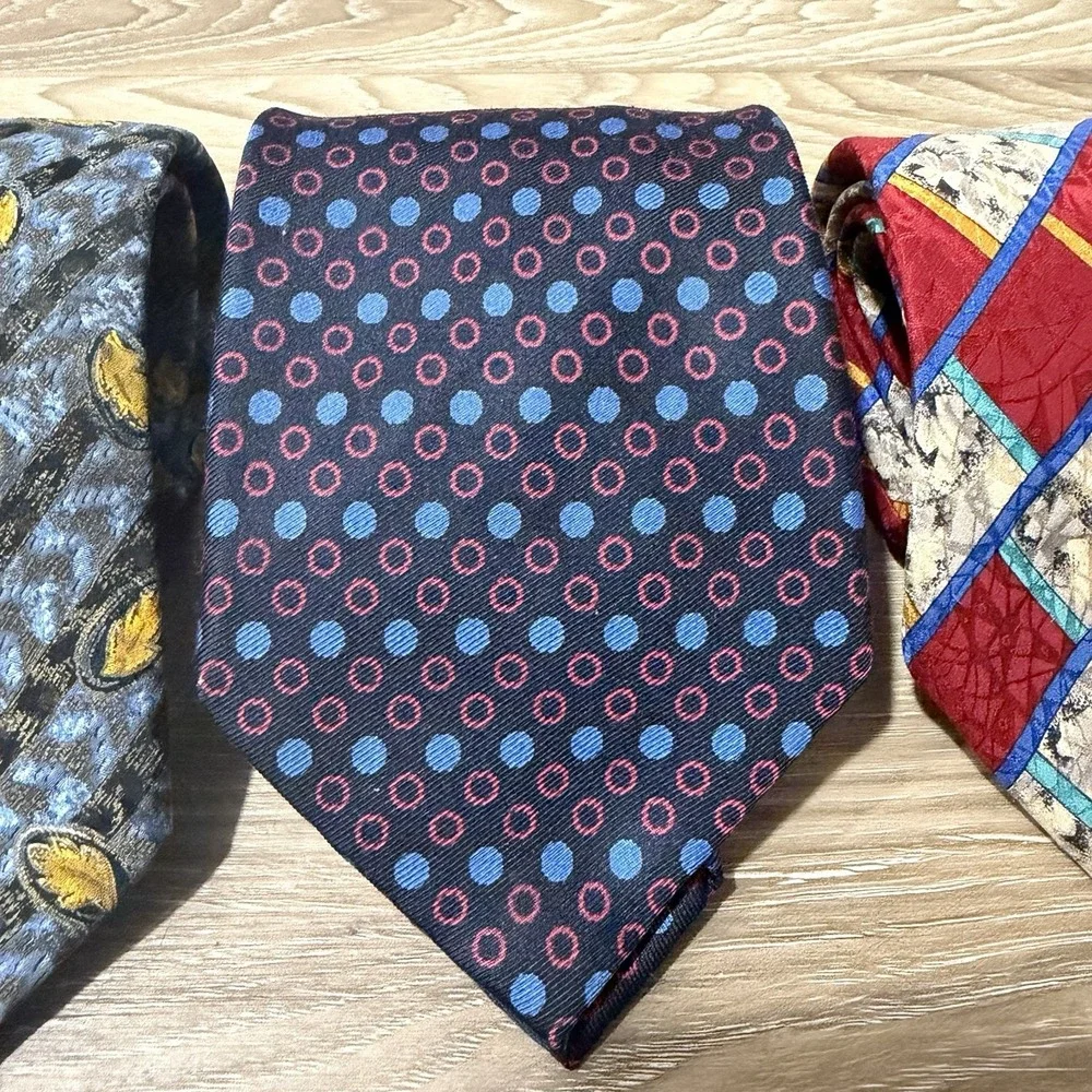 LOT OF 3 Brioni Italy Men's Silk Ties Blue Gold Floral Batik & Geometric Red_3